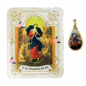 CM14009 - Cartão N. Sra. Desatadora dos Nós c/ Medalha - 7,5x6cm