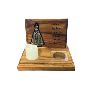 QD1985000 - Adorno de Mesa N. Sra. Aparecida c/ Vela e Porta Terço - 12x16cm