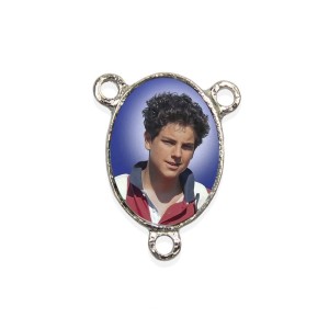 ET1680428P2 - Entremeio Beato Carlo Acutis Resinado c/ 2un. - 2,5x2cm