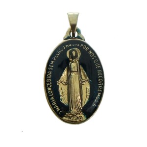 MD520121P2 - Medalha N. Sra. Das Graças Resinada Preto c/ 2un. - 3x1,5cm